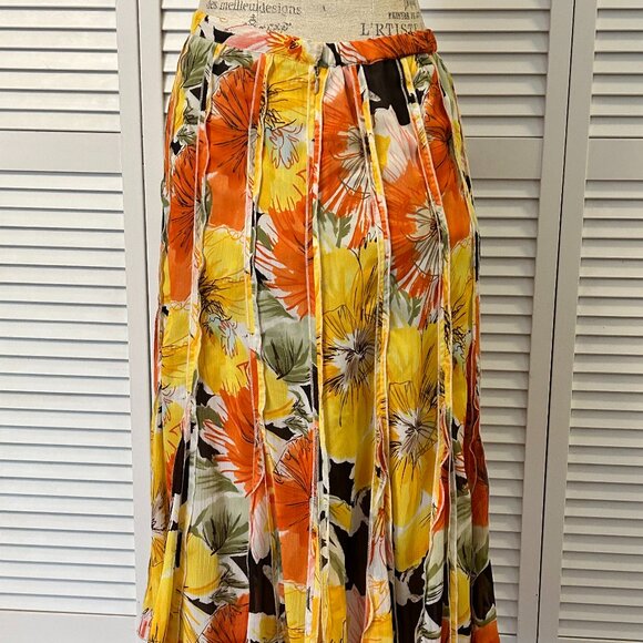 Beautiful Coldwater Creek Long Skirt: Size M - Picture 10 of 10